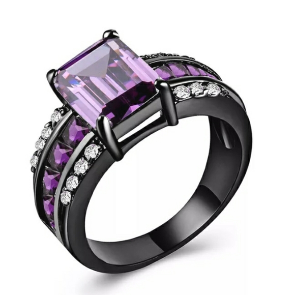Black Gold Emerald Cut Amethyst Ring - Picture 2 of 4